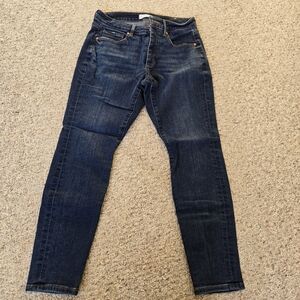 EUC Loft Curvy Skinny Jeans